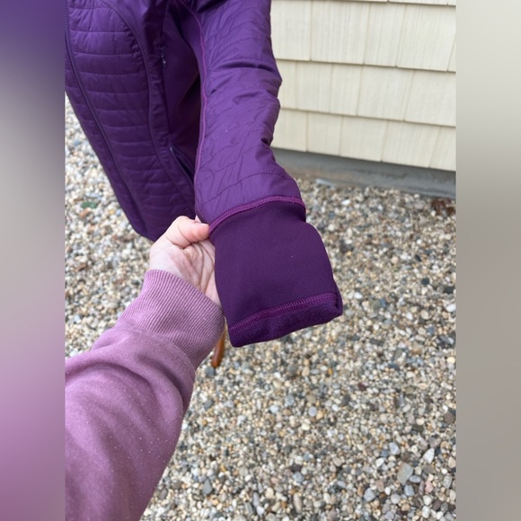 Lululemon First Mile Jacket Purple - Picture 8 of 16